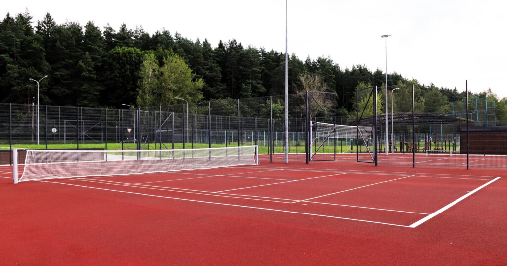 Универсальные площадки