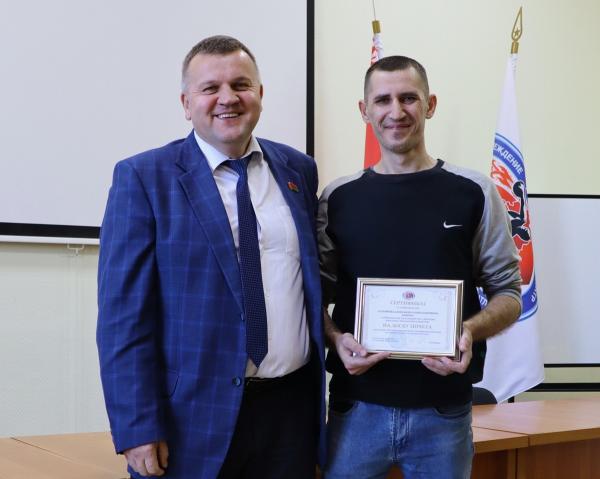 В РЦОП по легкой атлетике прошло торжественное собрание, посвященное Дню работников физической культуры и спорта